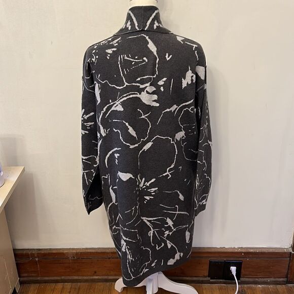 Liverpool light dark gray long open patterned cardigan Size L NWOT - Picture 8 of 8